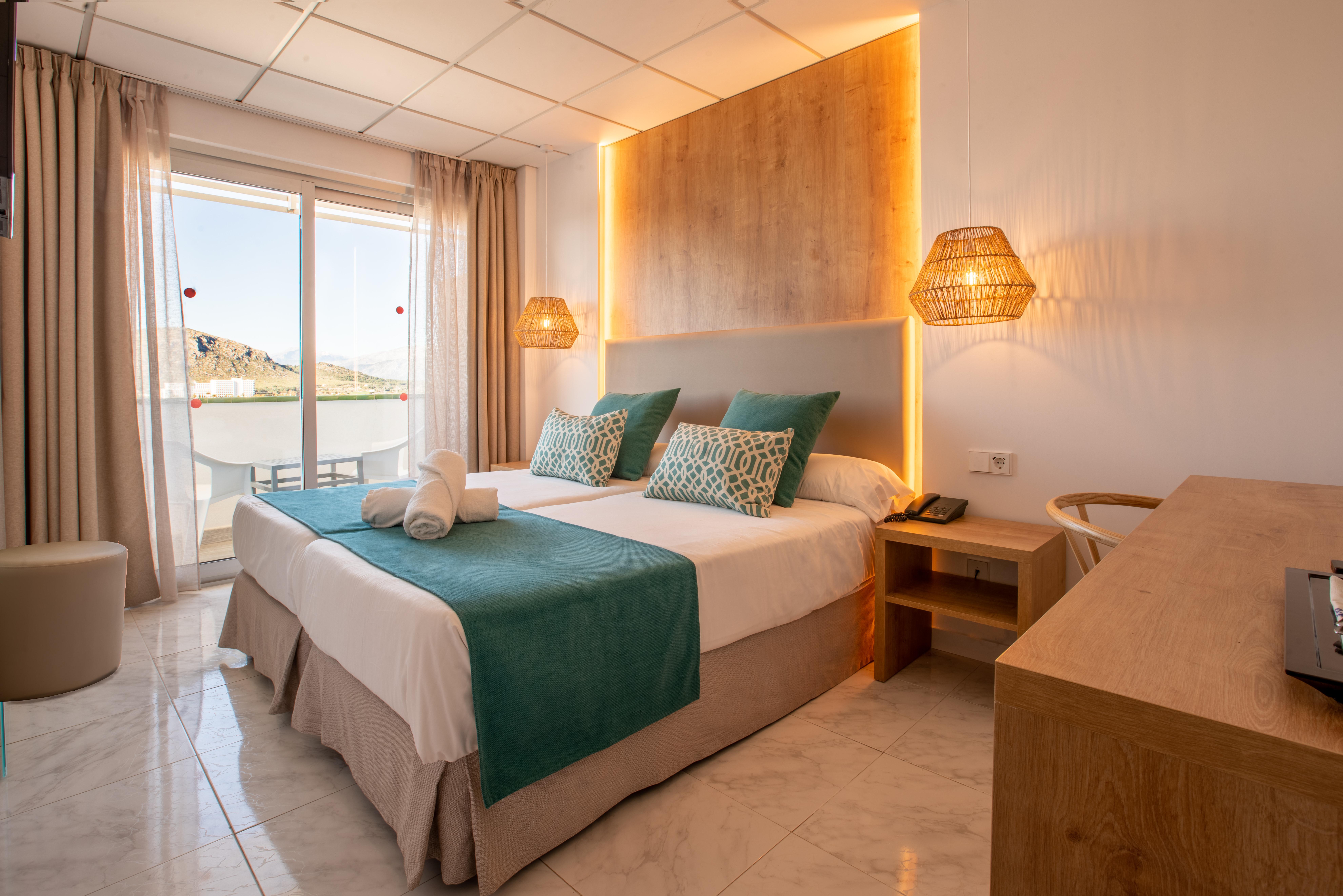 Bahia De Alcudia Hotel & Spa Port de Alcudia  ภายนอก รูปภาพ
