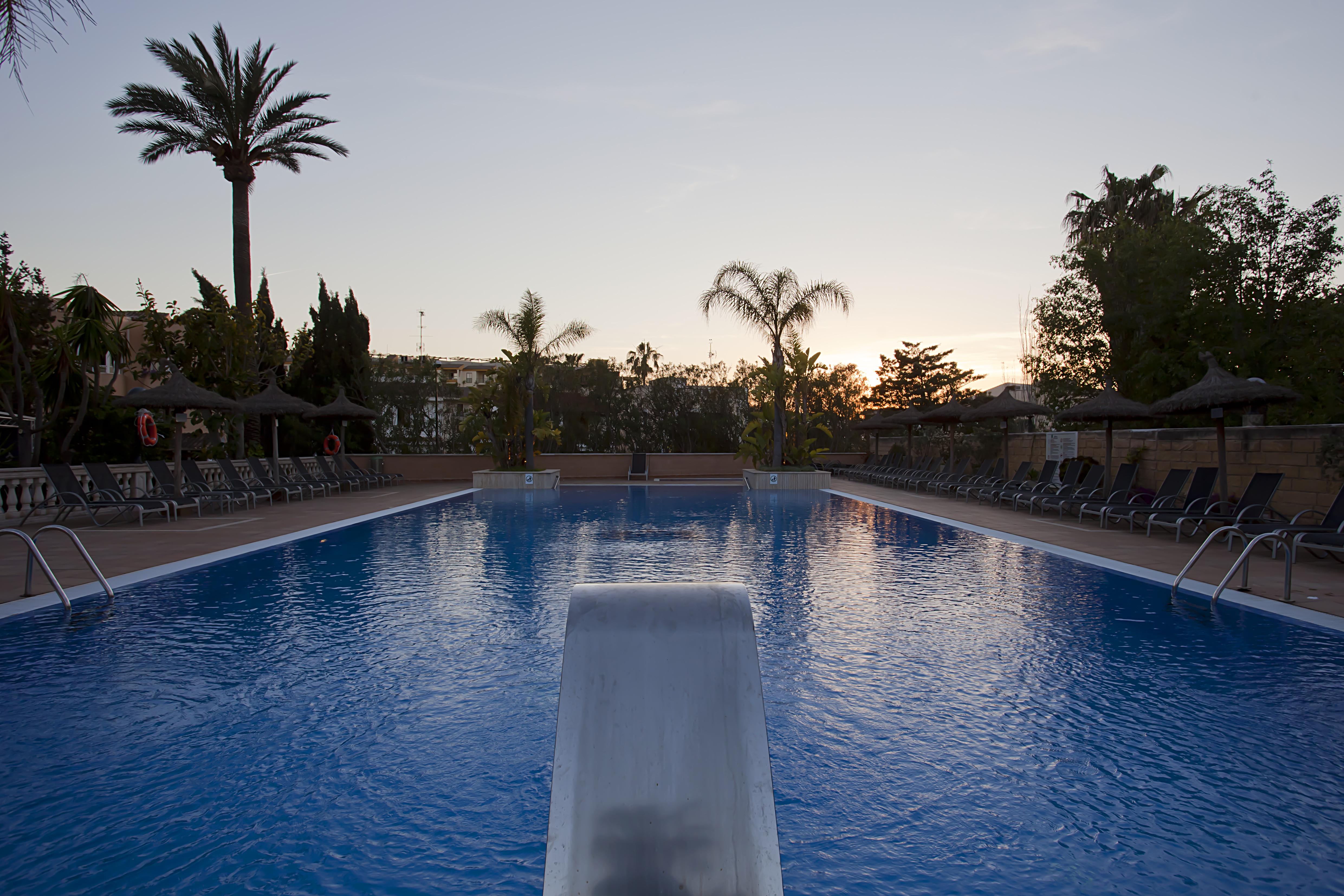 Bahia De Alcudia Hotel & Spa Port de Alcudia  ภายนอก รูปภาพ