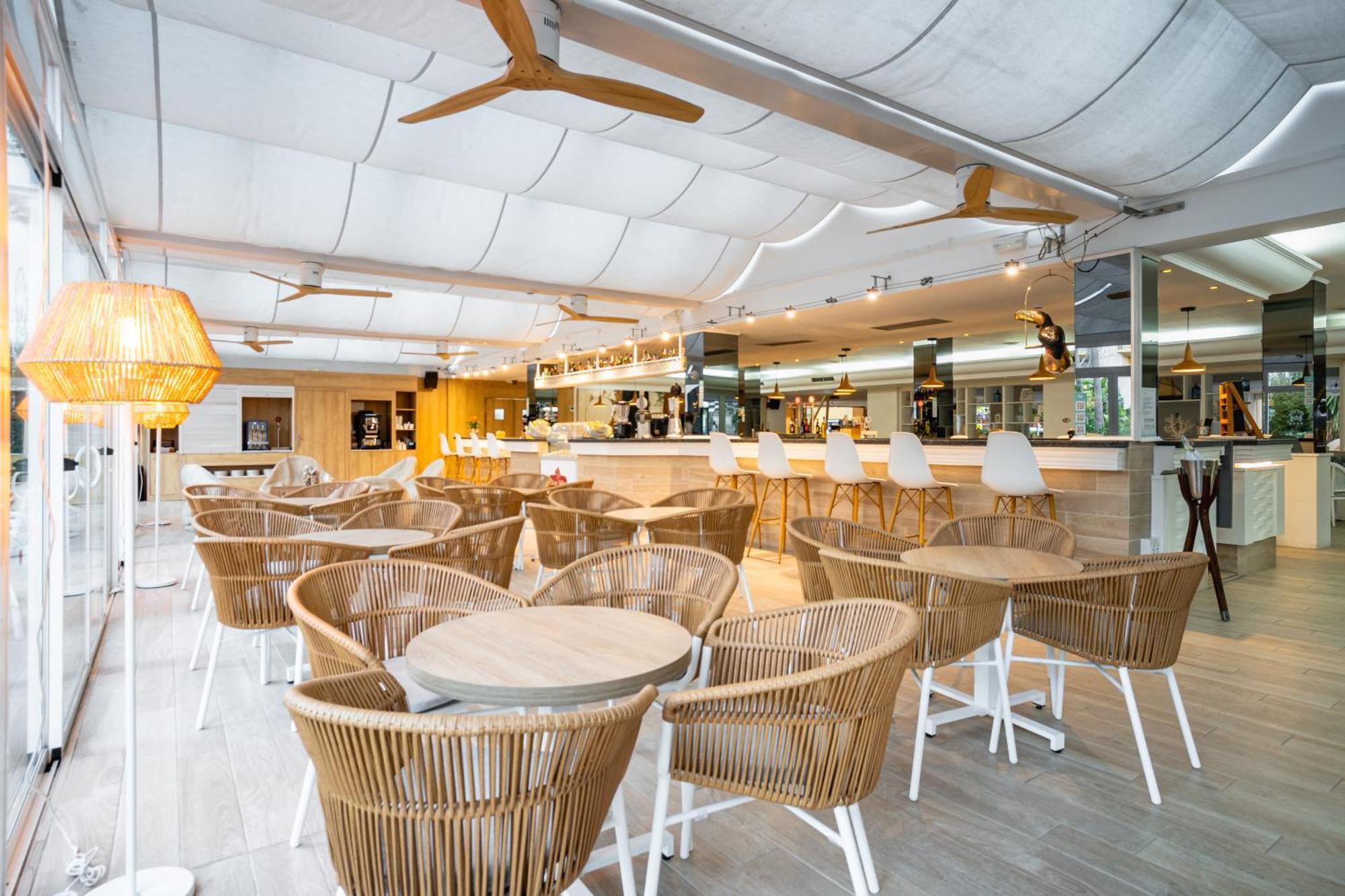 Bahia De Alcudia Hotel & Spa Port de Alcudia  ภายนอก รูปภาพ