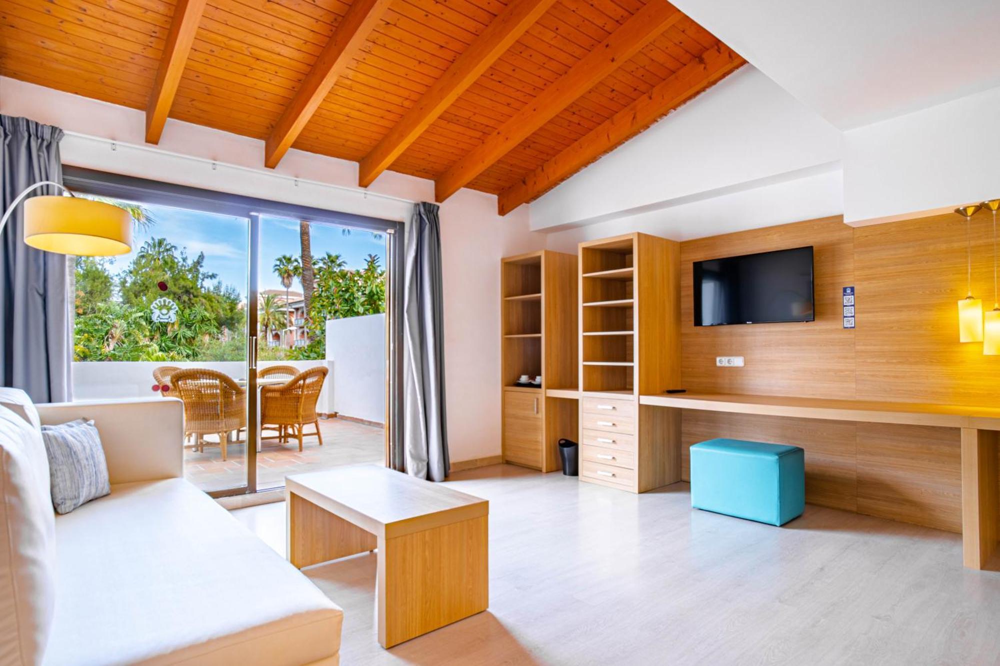 Bahia De Alcudia Hotel & Spa Port de Alcudia  ภายนอก รูปภาพ